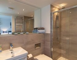 Spacious 2 Bedroom Modern Apartment in Inverness Banyo Tipleri