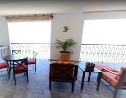 Spacious 3 Bedroom With Plunge Pool in Cabo Oda
