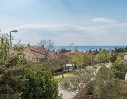Spacious 3bdr Sea View Apartment Next to the Beach Dış Mekan