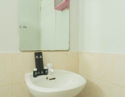 Spacious and Homey 2BR Green Central City Apartment Banyo Tipleri