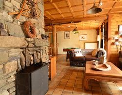 Spacious Chalet in Ovifat-waimes With Sauna Oda Düzeni