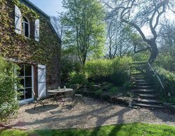 Spacious Cottage in Namur With Backyard and Large Garden Oda Düzeni