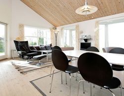 Spacious Holiday Home in Præstø With Terrace Genel
