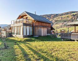 Spacious Holiday Home in Styria near Kreischberg Ski Area Dış Mekan