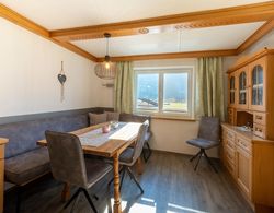 Spacious Apartment in Stuhlfelden near Ski Area Oda Düzeni