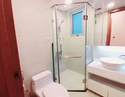Spacious Modern 4-bed 140sqm Vinhomes Apartment Banyo Tipleri