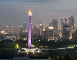 Sparks Luxe Jakarta Genel