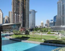 Spectacular 2BR in Upscale Burj Khalifa District İç Mekan