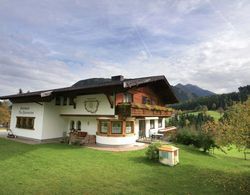 Splendid Apartment in Schladming With Sauna Dış Mekan