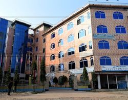 Sreemangal Inn Hotel & Restaurant Dış Mekan