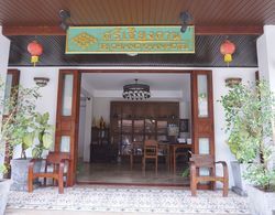 Sri Chiangkhan Hotel Dış Mekan