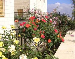 St Andrews Guesthouse Ramallah Dış Mekan