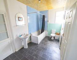 Stag and Hen Friendly House Banyo Tipleri