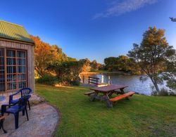 Stanley Lakeside Spa Cabins Dış Mekan