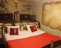 Stay In Peace Cave Hostel Genel