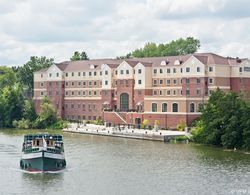 Staybridge Suites Rochester University Genel