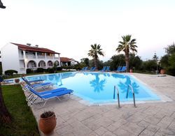 Stefanos Resort Dış Mekan