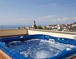 Villa Stella With Private Swimming Pool Sea View Terraces and Parking Oda