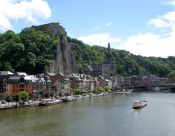 Stone-built Holiday Home in Dinant With Private Terrace Dış Mekan