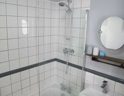 Stone's Throw Guesthouse Banyo Tipleri