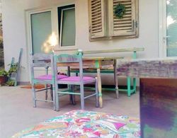 Studio Apartments Roza - A Charming Oasis in the Centre of Makarska Dış Mekan