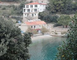 Studio Apartment With Terrace and sea View,30m Distant From the Beach! Dış Mekan