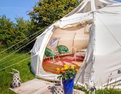 Stunning 1-bed Star Gazing Bell Tent Loughborough Dış Mekan