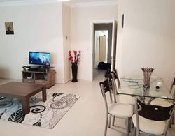 Stunning 2-bed Apartment in Didim Oda Düzeni