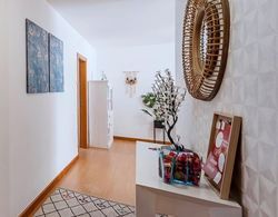 Stunning 2-bed Apartment in Nazaré With Garage İç Mekan