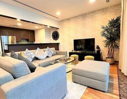 Stunning 2bedroom in Burj Daman Difc Oda Düzeni