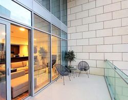 Stunning 2bedroom in Burj Daman Difc Oda Düzeni