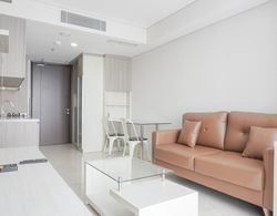 Stunning And Comfy 1Br At Ciputra World 2 Apartment İç Mekan