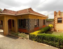 Stunning Villa in Private Compound in Nairobi, KE Dış Mekan