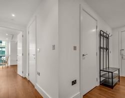 Stunning Serviced Apartment-Canary Wharf Oda Düzeni
