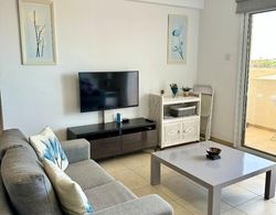 Stunning Spacious 2-bed Apartment in Liopetri Oda Düzeni