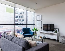 Stylish 1 Bedroom Apartment in Bustling Richmond Oda Düzeni