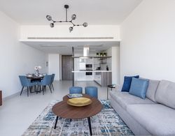 Stylish 2BR Apartment by the Beach - The Palm Jumeirah İç Mekan