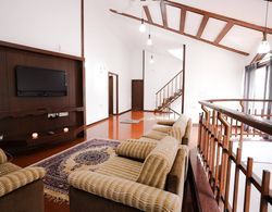 Stylish 5 Bedroom Villa With Private Pool İç Mekan