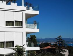 Stylish apartment 100m from the beach Dış Mekan