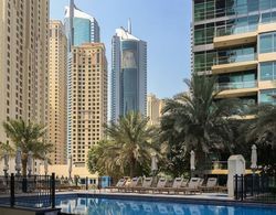 Stylish + Bright 1BR With Dubai Marina Views! İç Mekan