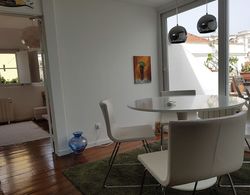 Stylish Lisbon Apartment in Alfama Oda Düzeni