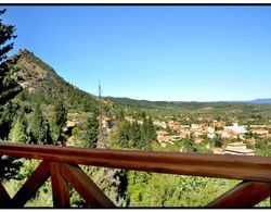 Stylish Stone Villa In Mystras Oda Manzaraları