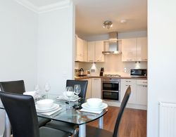 Stylish two Bedroom Apartment in Inverurie, Scotland Oda Düzeni
