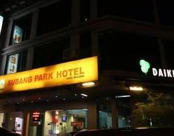 Subang Park Hotel Dış Mekan