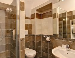 Suites & Apartments U Tri Hrusek Banyo Tipleri