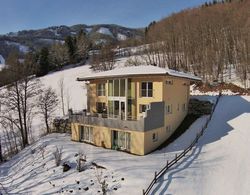 Sunlit Apartment near Ski Area in Walchen Dış Mekan