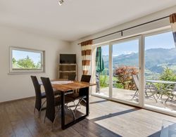 Sunlit Apartment near Ski Area in Walchen Öne Çıkan Resim