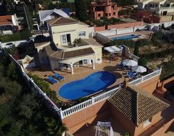 Sunny 3BR Villa w/ Endless Views & Heated Pool - Walk to Beach & Dining Dış Mekan