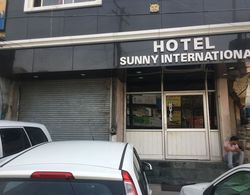 Hotel Sunny International Dış Mekan