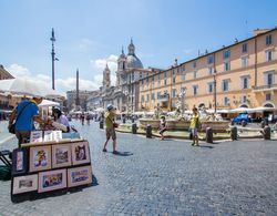 Sunny Apartment Navona Sq Dış Mekan